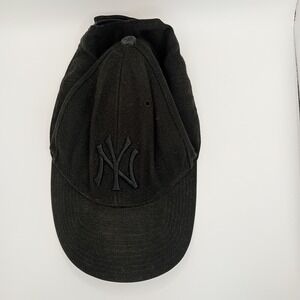 47 Brand NY New York Yankees Hat Baseball Cap All Black‎ Sleek MLB Sporty Casual